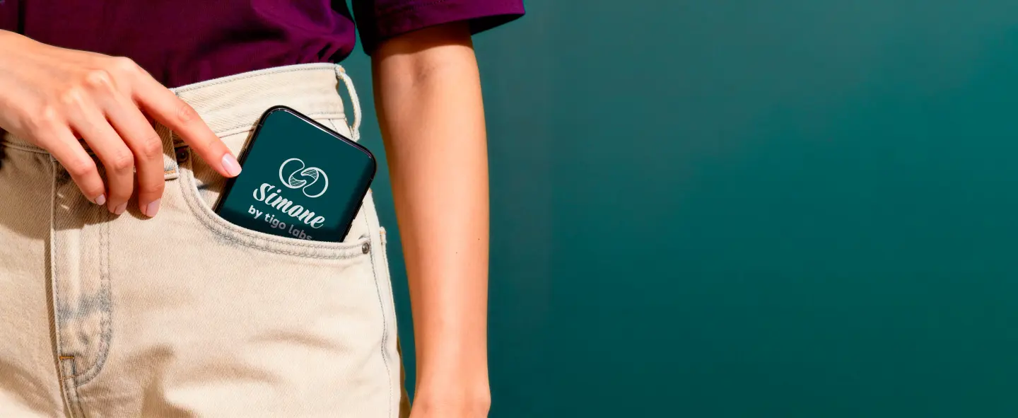 Simone AI coach background - professional career and personal growth coaching